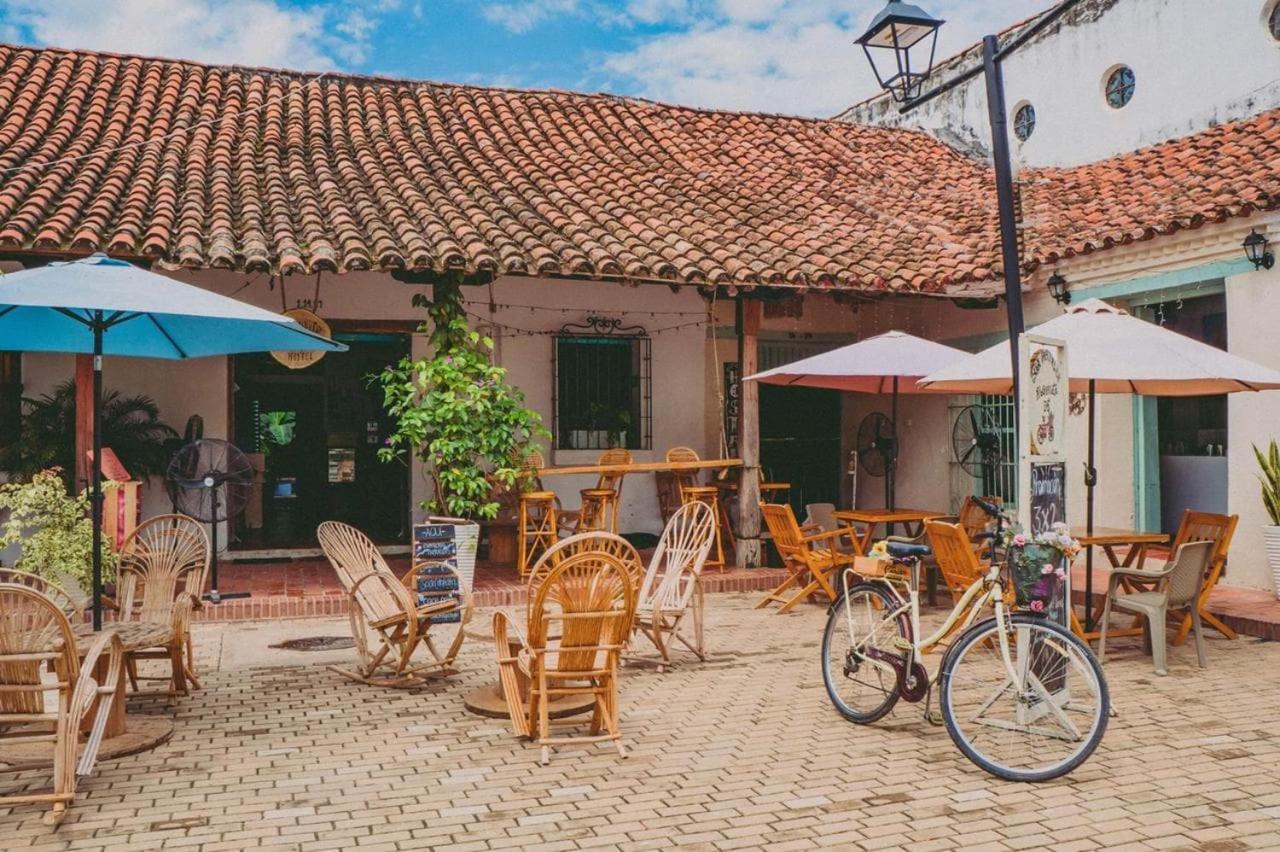 Pueblito Magico Hostel - Mompox Buitenkant foto