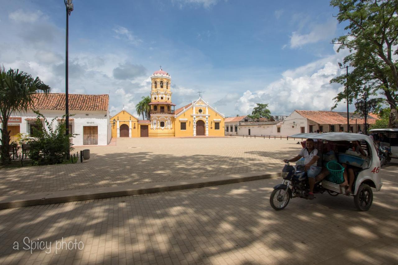 Pueblito Magico Hostel - Mompox Buitenkant foto